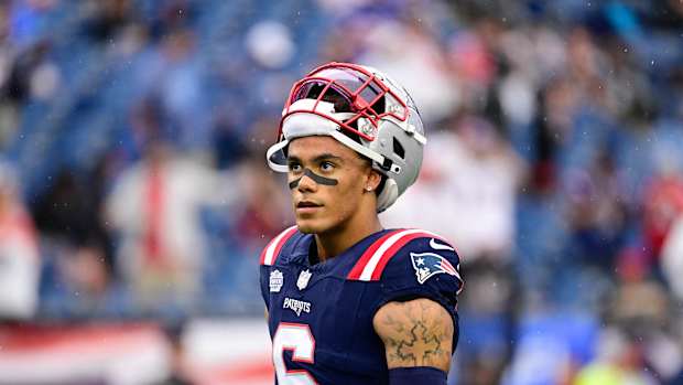Christian Gonzalez was named the AFC Defensive Rookie of the Month for September.